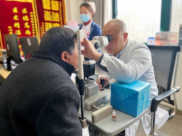 宏融信 糖尿病视网膜病变关联因素，你知道几个？快来看